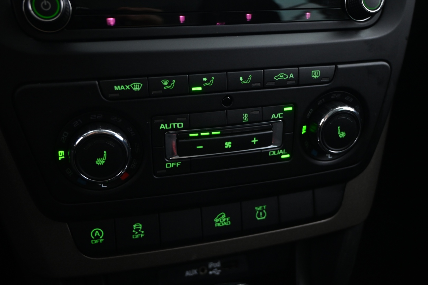 SKODA Yeti 2016