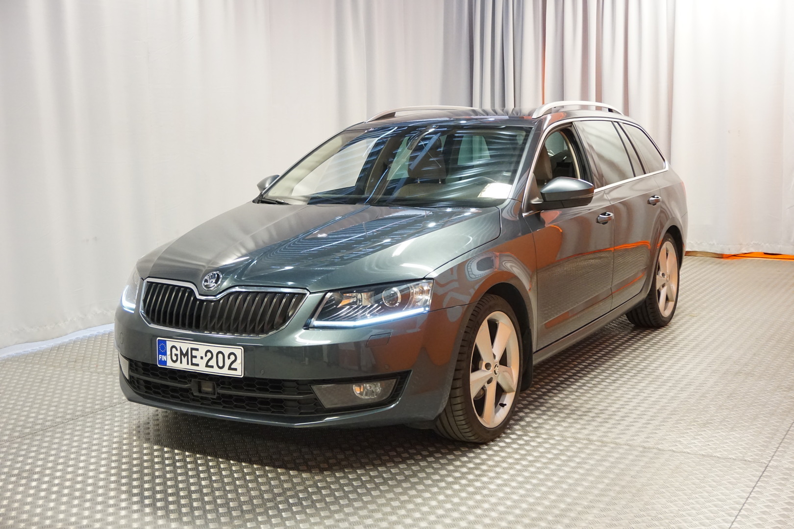 SKODA Octavia 2016