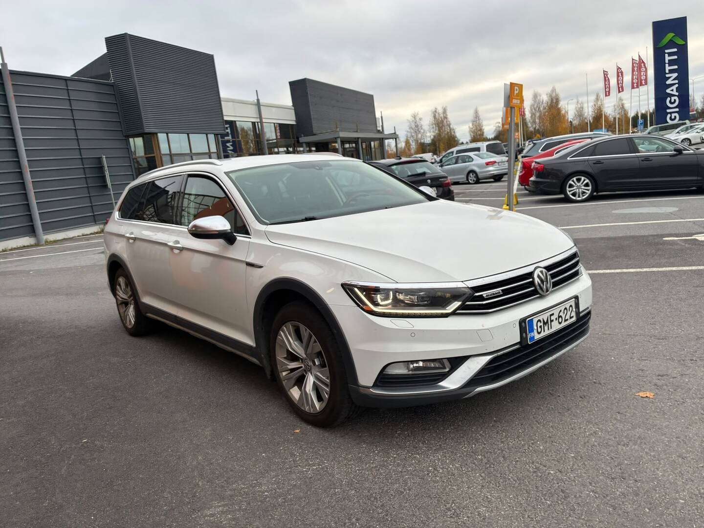 VOLKSWAGEN Passat 2016