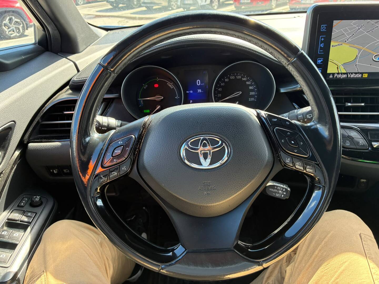 TOYOTA C-HR 2019