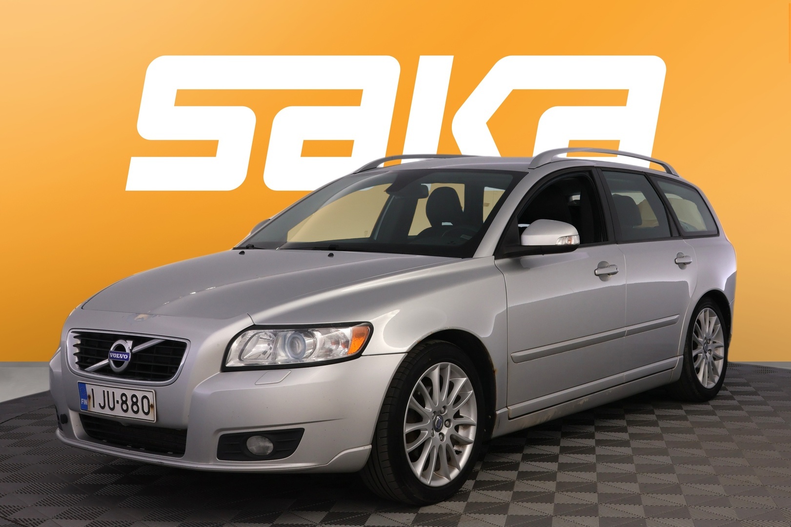 VOLVO V50 2011
