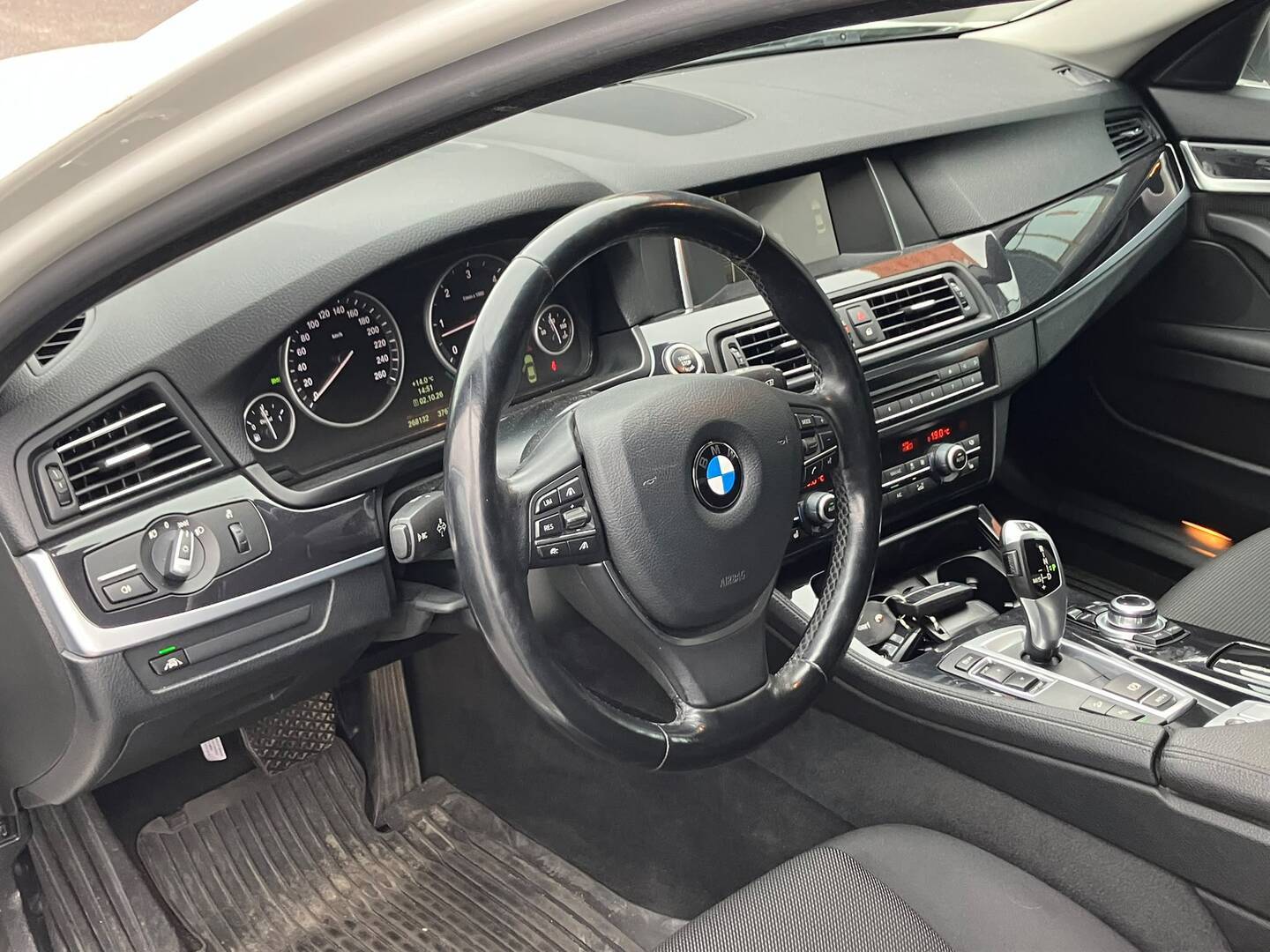 BMW 530 2014