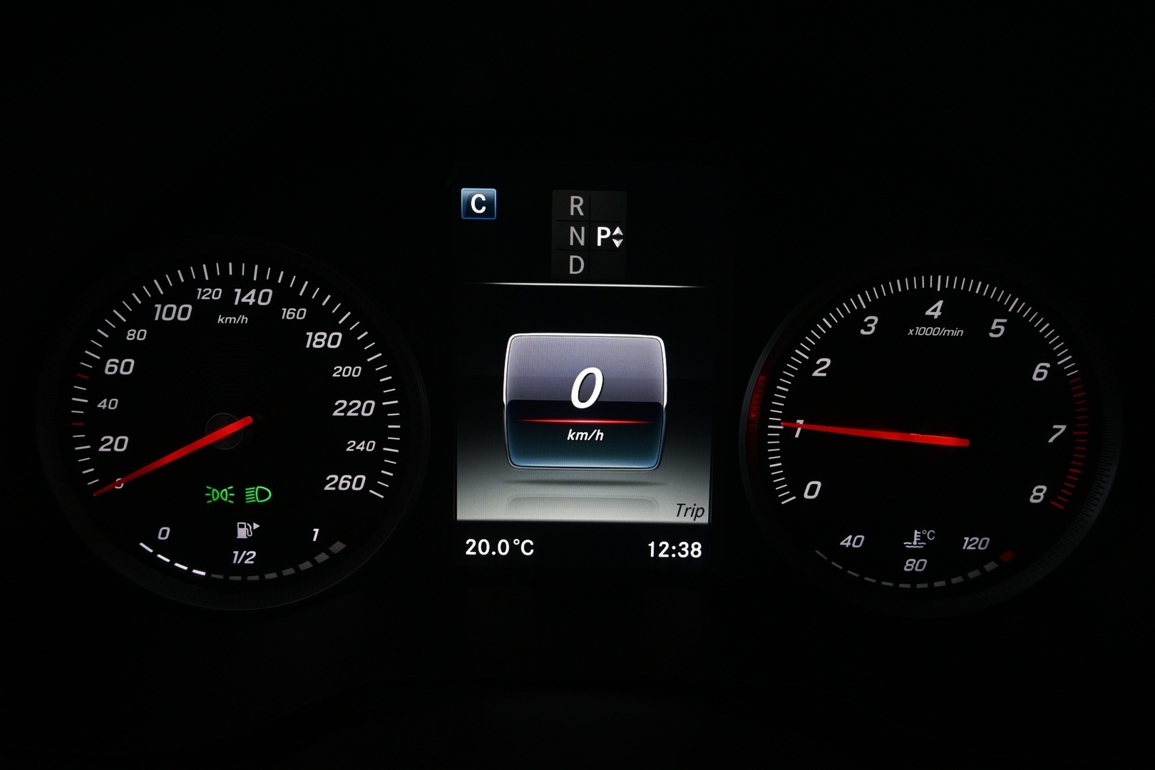 MERCEDES-BENZ C 2016