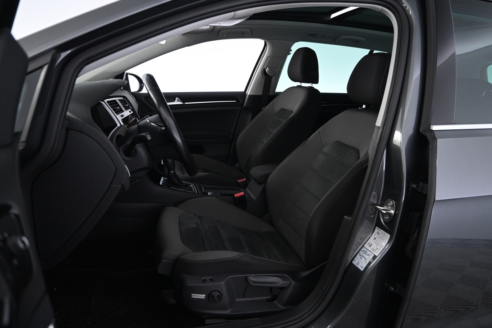 VOLKSWAGEN Golf 2017