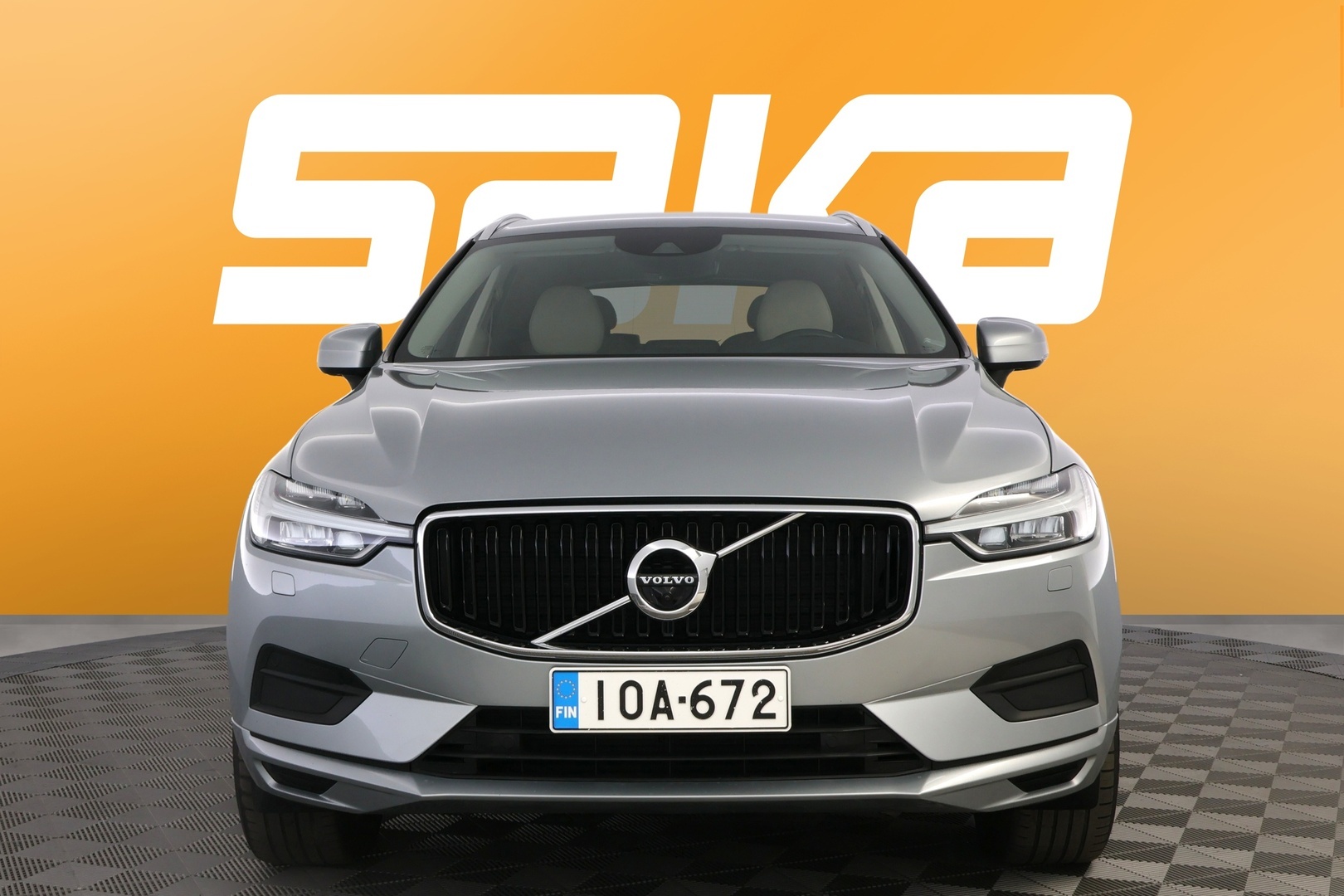 VOLVO XC60 2018
