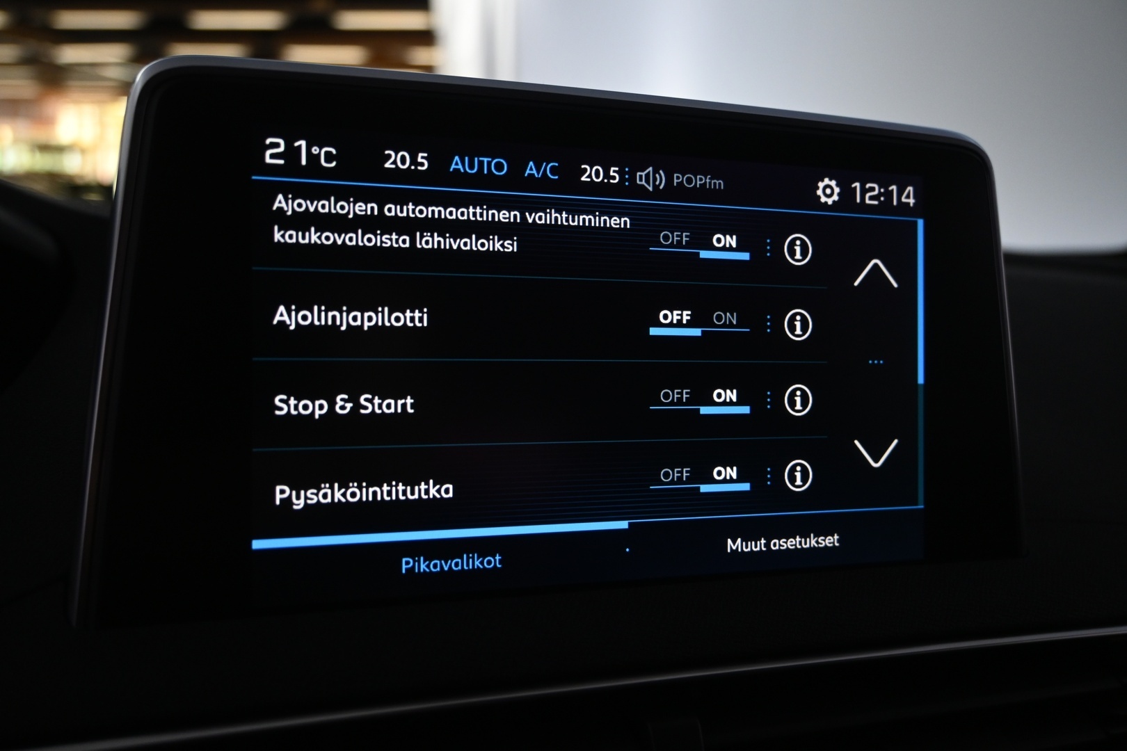 PEUGEOT 5008 2018