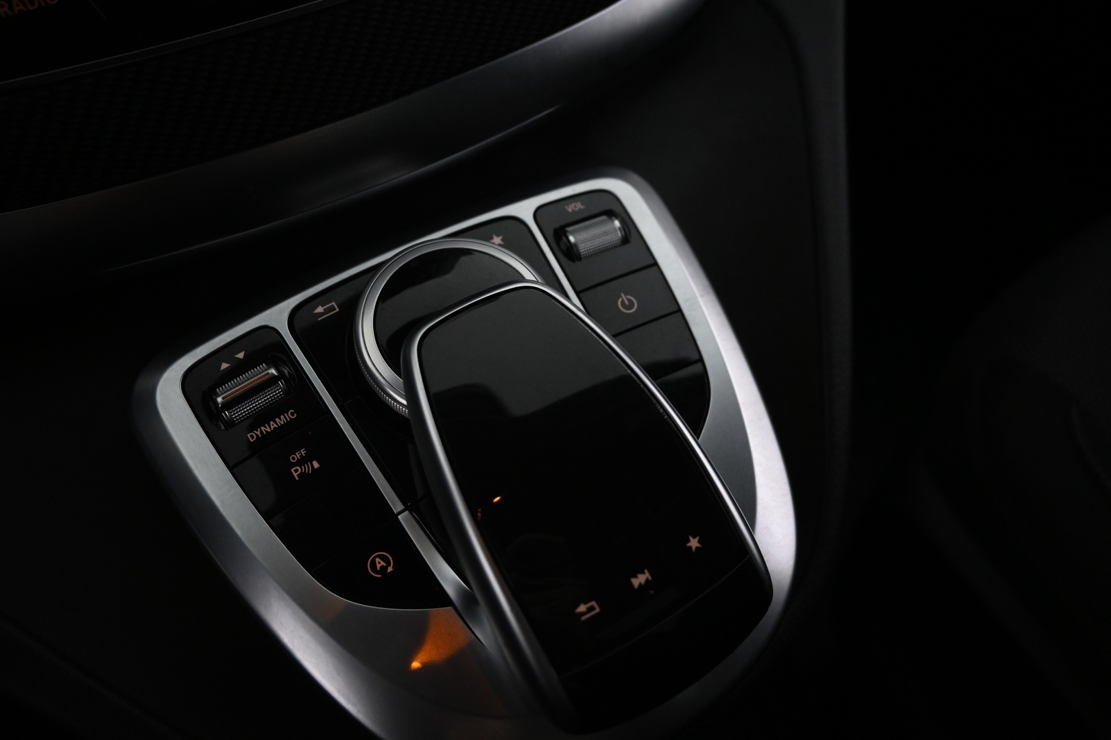 MERCEDES-BENZ V 2017