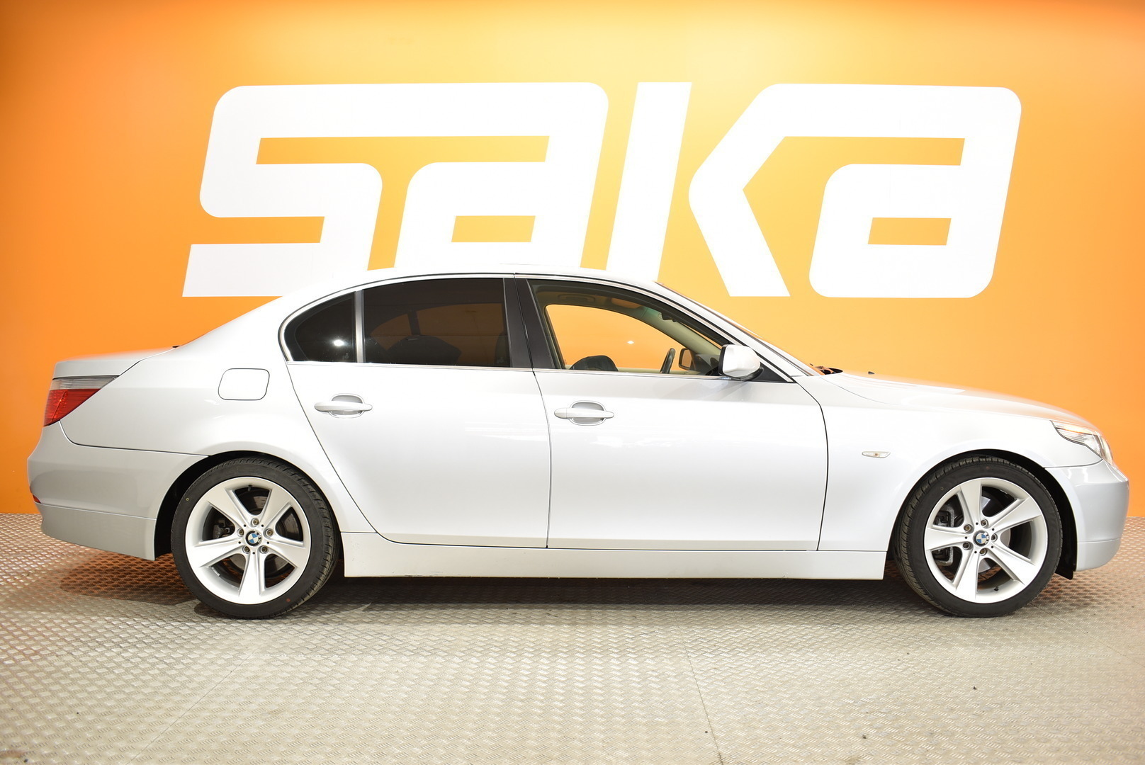 BMW 530 Gran Turismo 2004