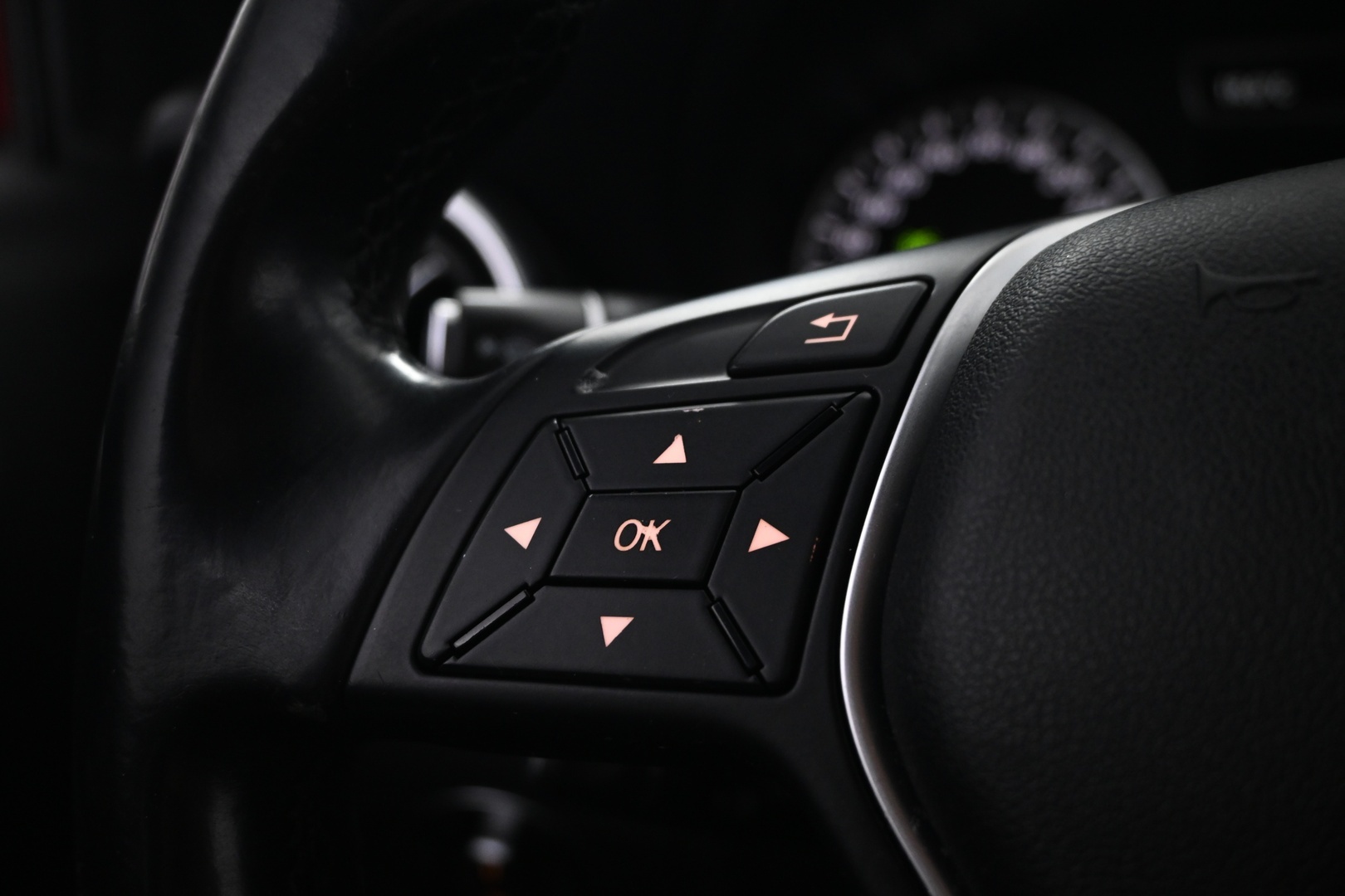 MERCEDES-BENZ A 2014