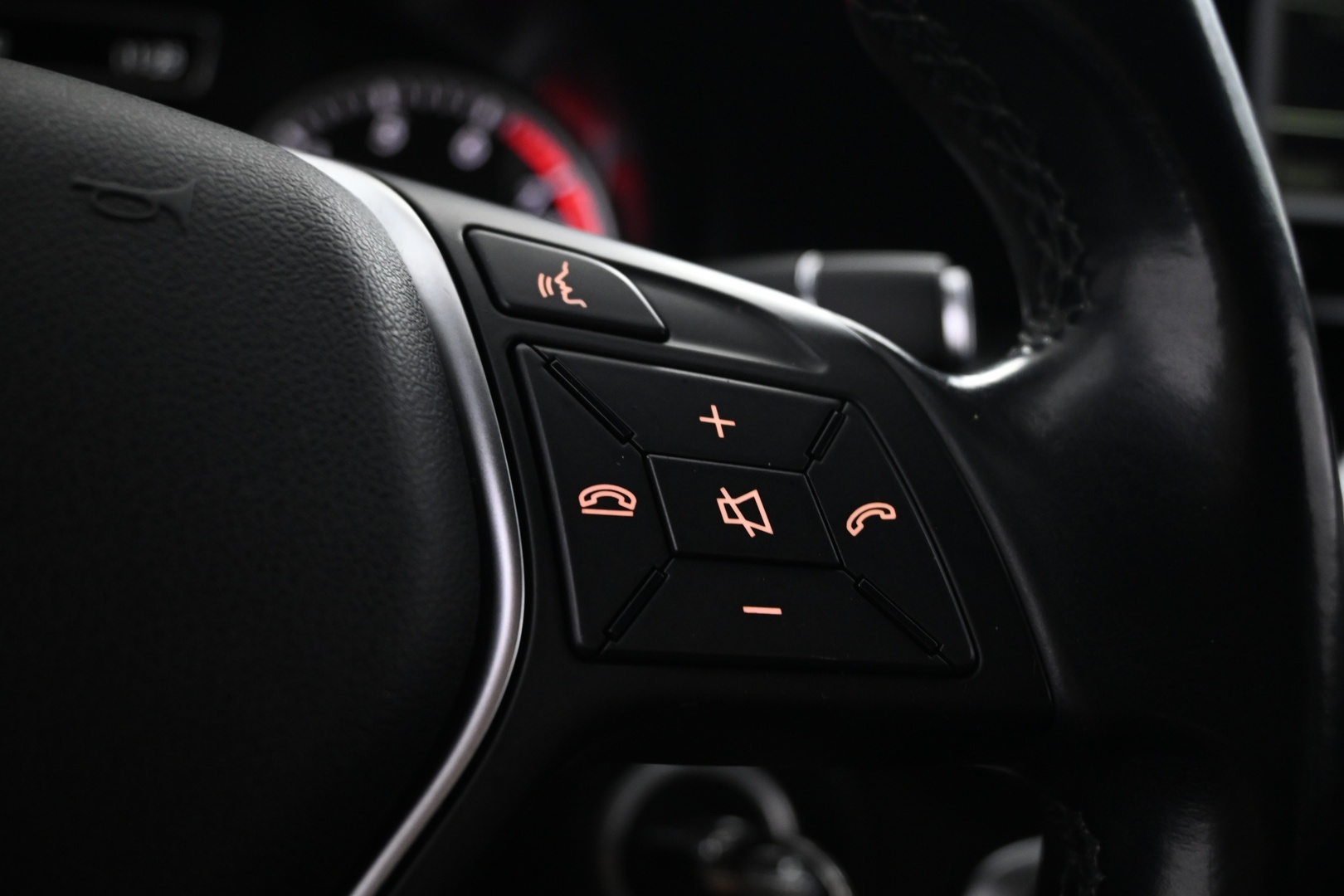 MERCEDES-BENZ A 2014