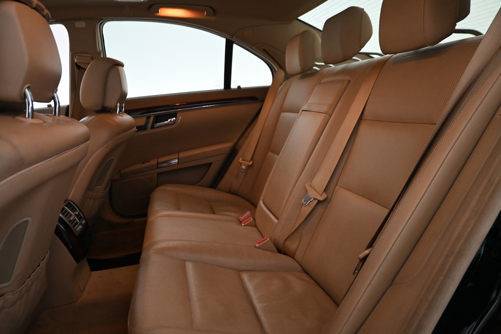 MERCEDES-BENZ S 2010