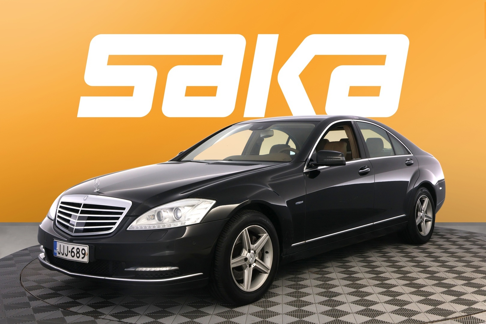 MERCEDES-BENZ S 2010