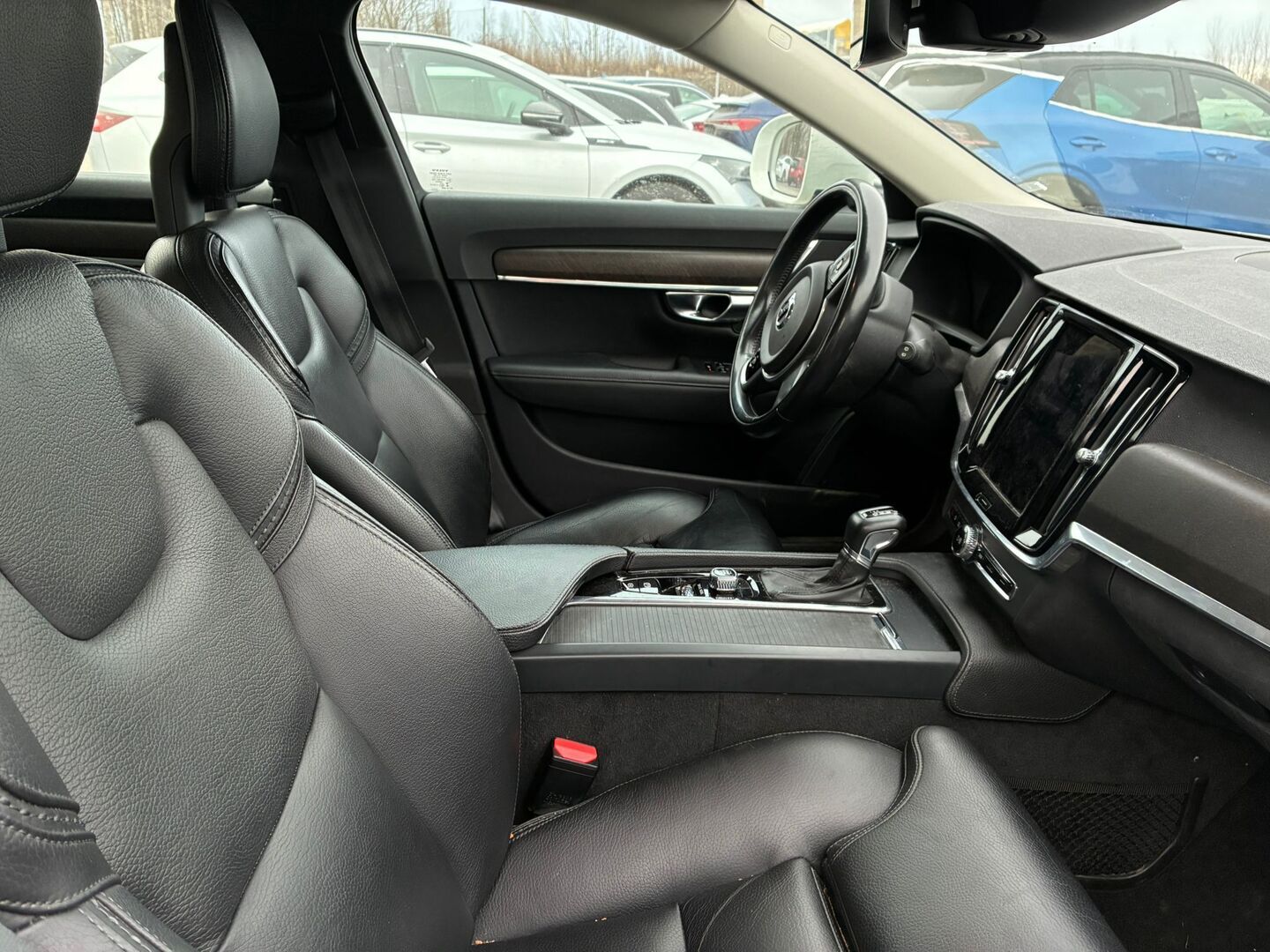 VOLVO V90 Cross Country 2018