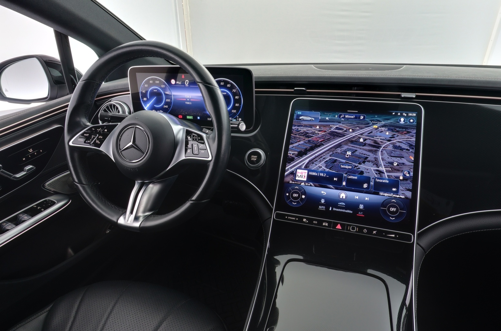 MERCEDES-BENZ EQE 2022