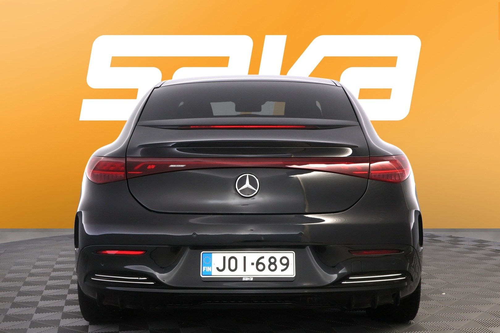 MERCEDES-BENZ EQE 2022