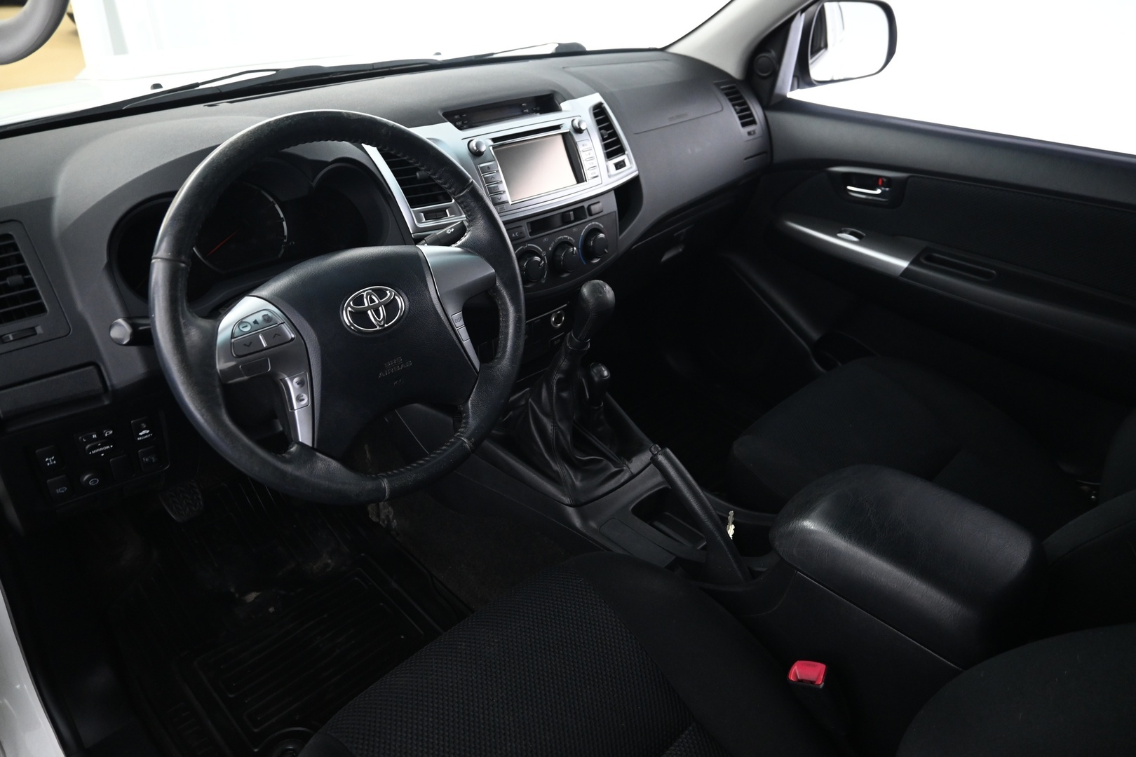 TOYOTA Hilux 2014