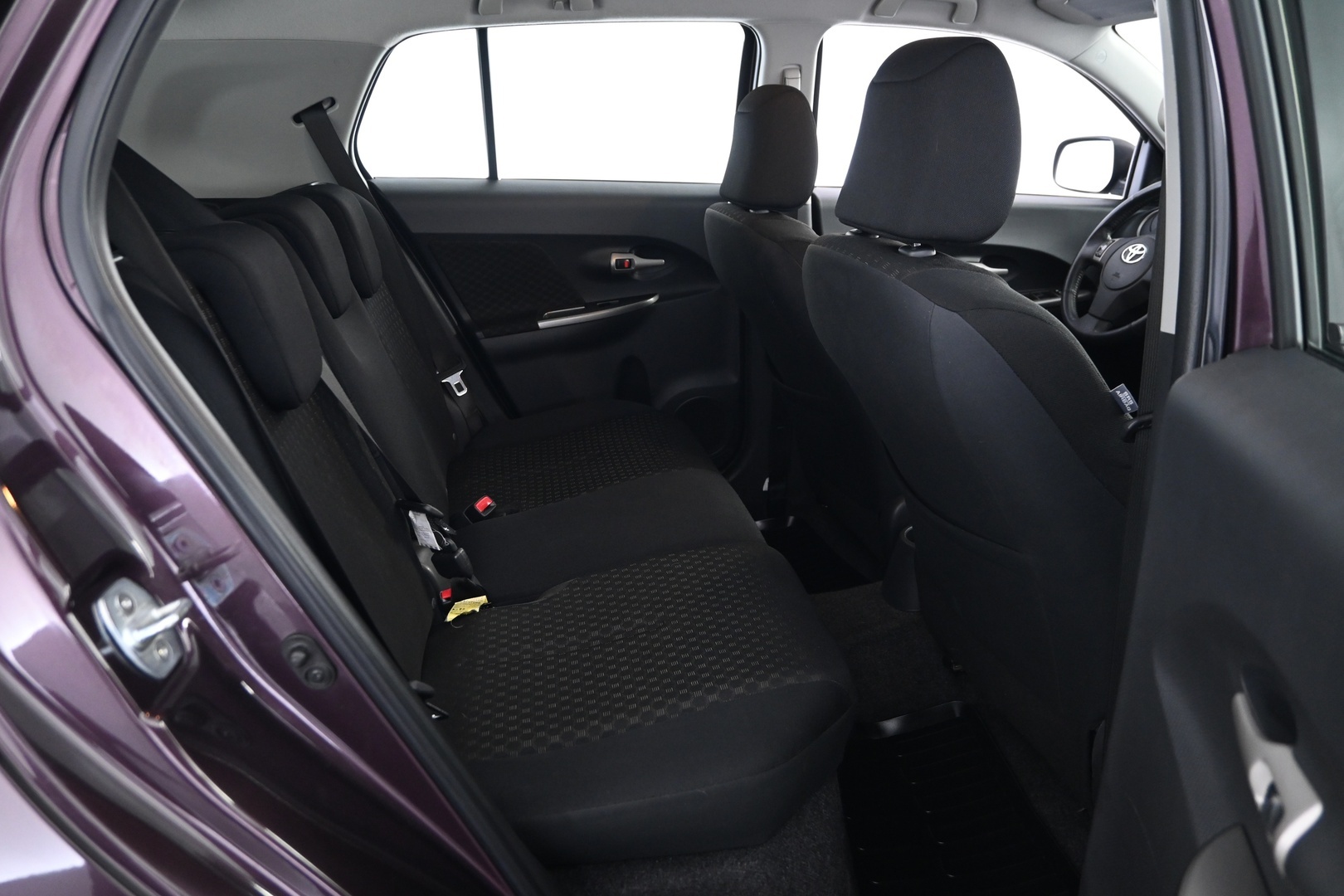 TOYOTA Urban Cruiser 2011