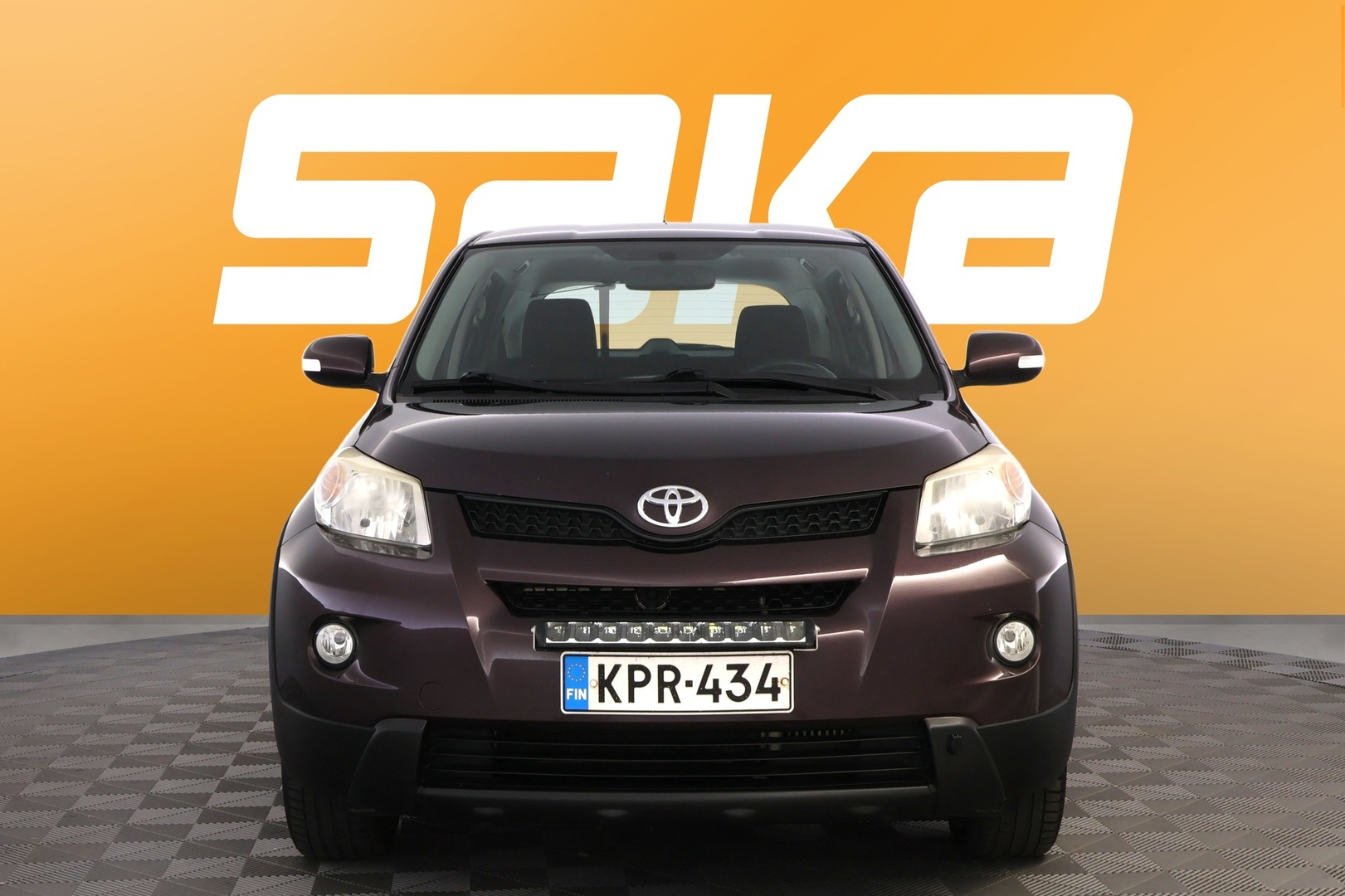 TOYOTA Urban Cruiser 2011
