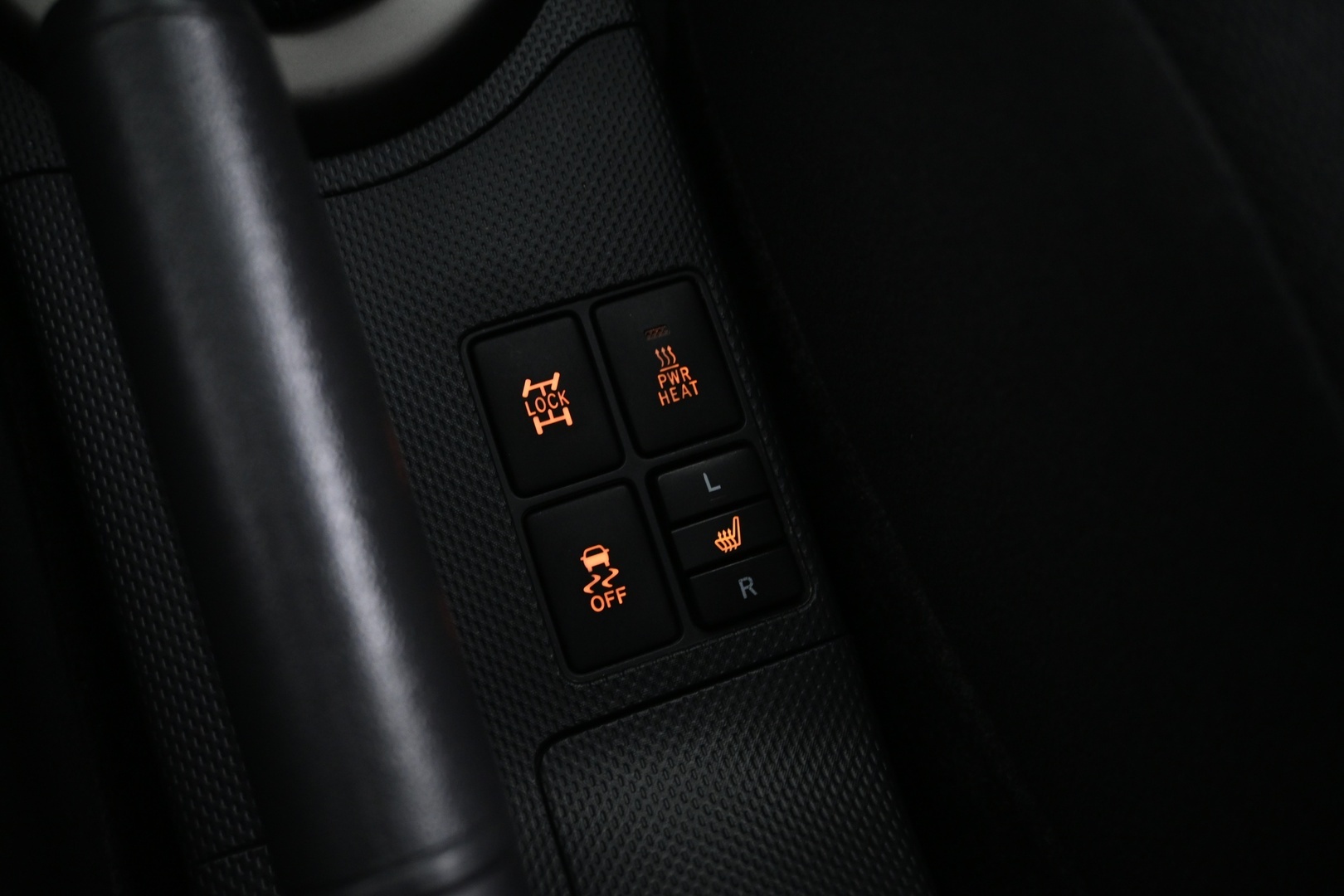 TOYOTA Urban Cruiser 2011