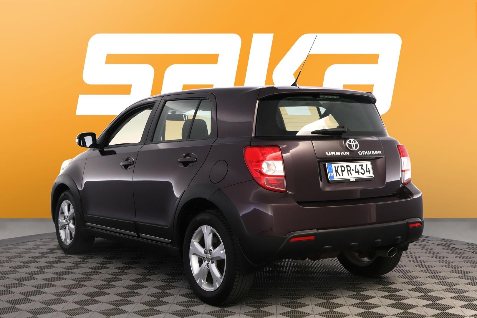 TOYOTA Urban Cruiser 2011