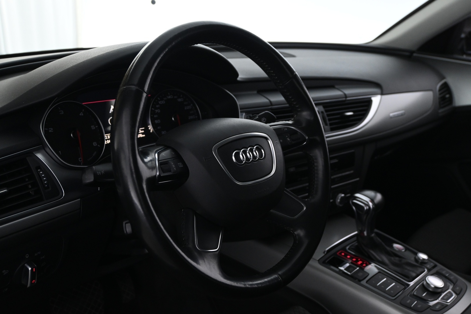 AUDI A6 2012