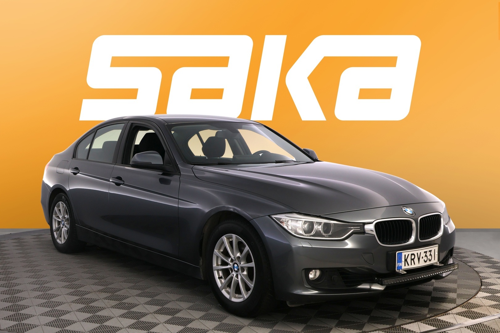 BMW 320 2013