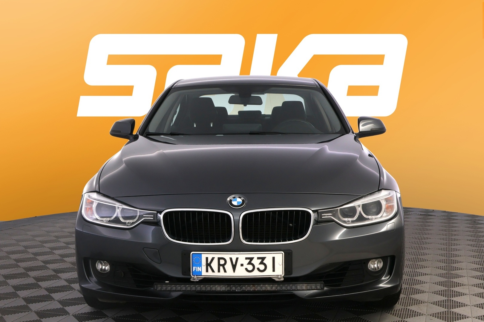 BMW 320 2013