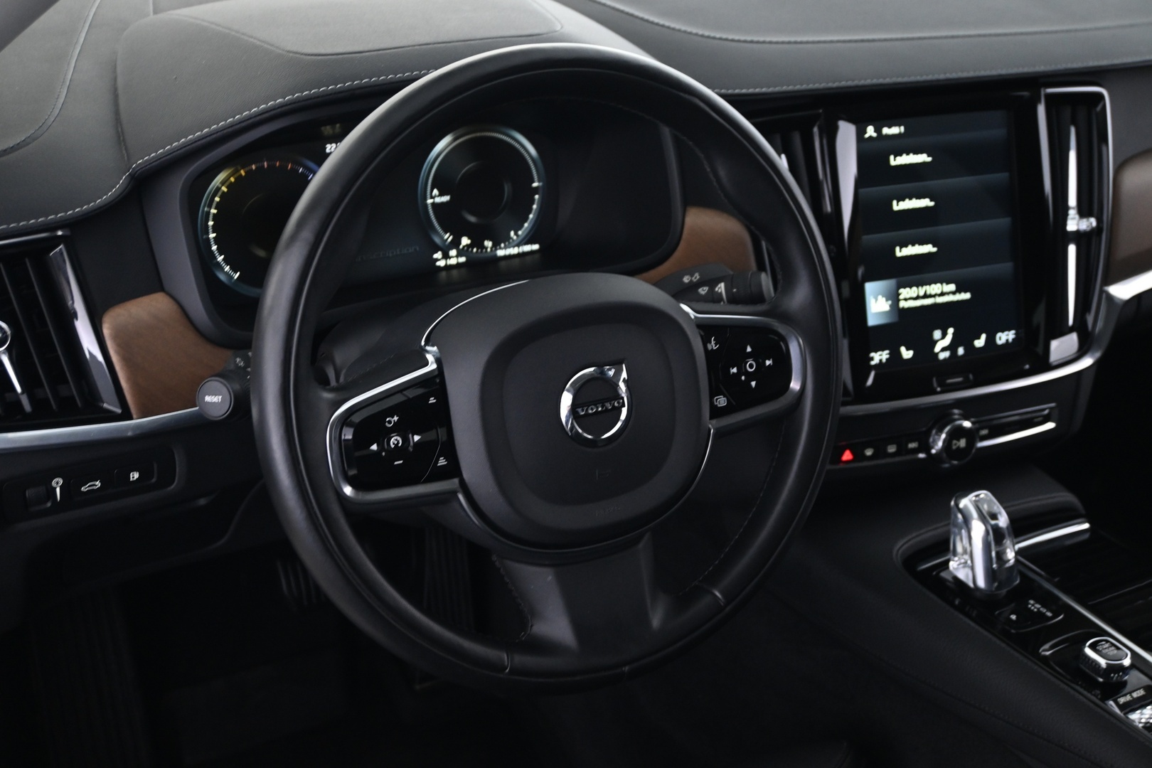 VOLVO S90 2019