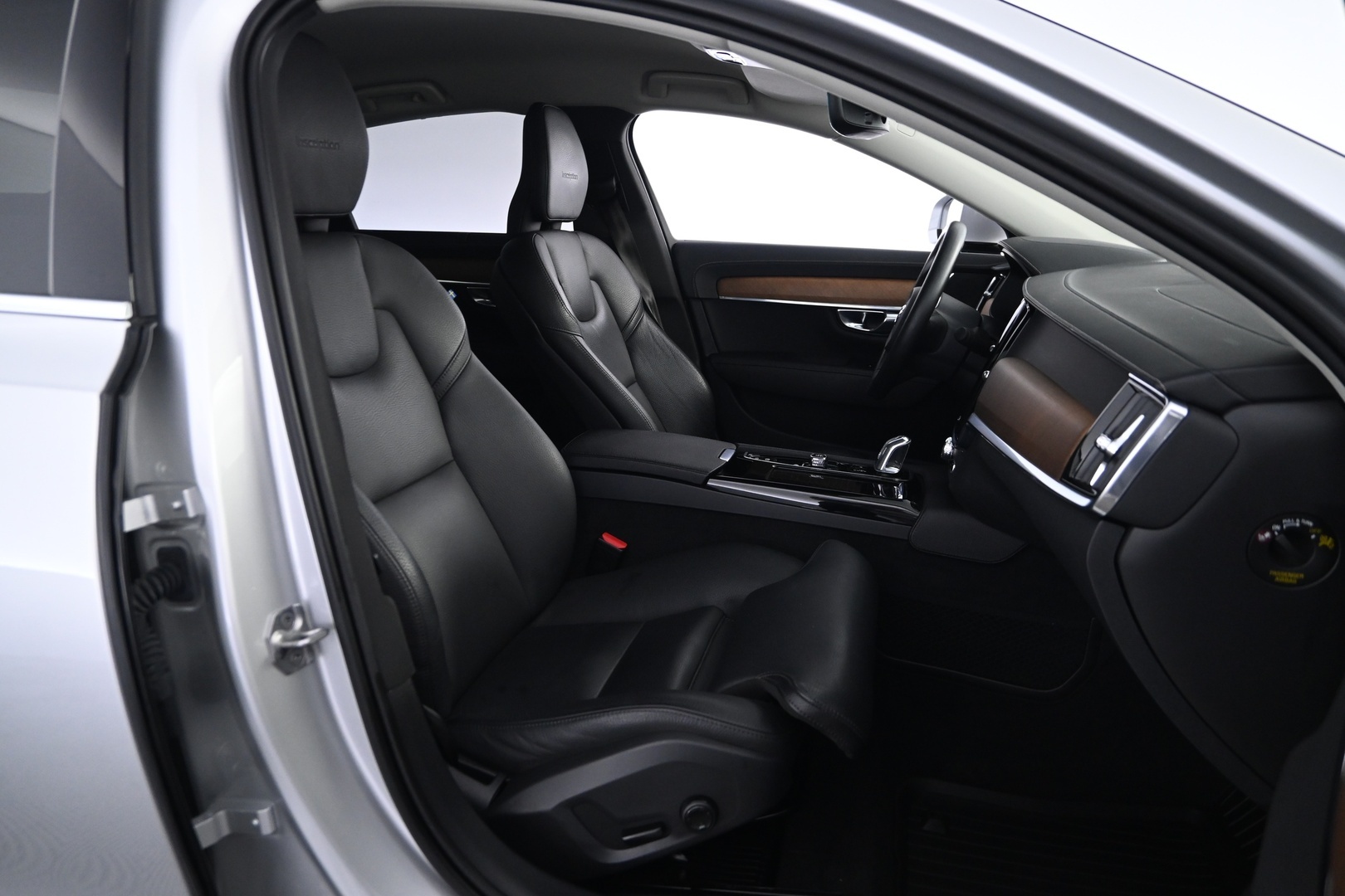 VOLVO S90 2019