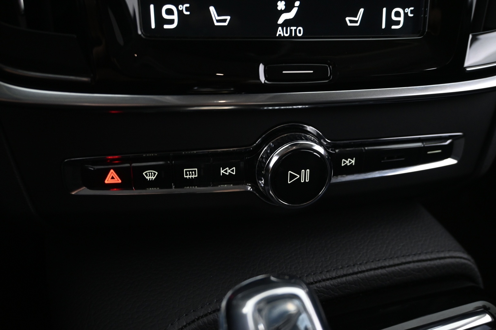 VOLVO S90 2019