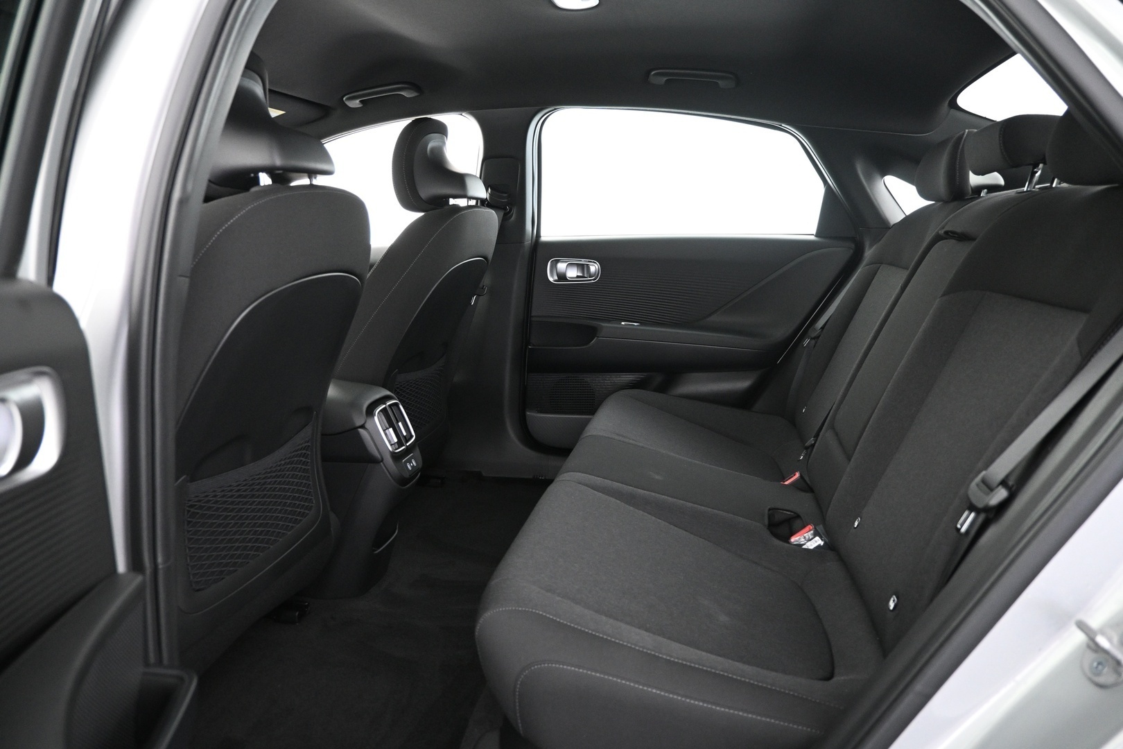 HYUNDAI IONIQ plug-in 2025