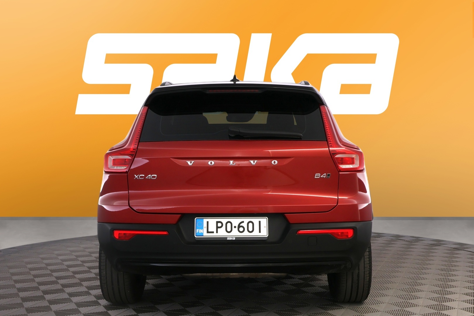 VOLVO XC40 2021