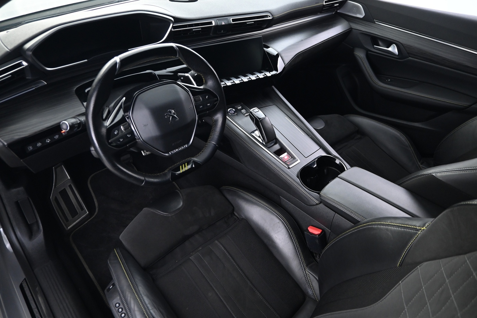 PEUGEOT 508 2021