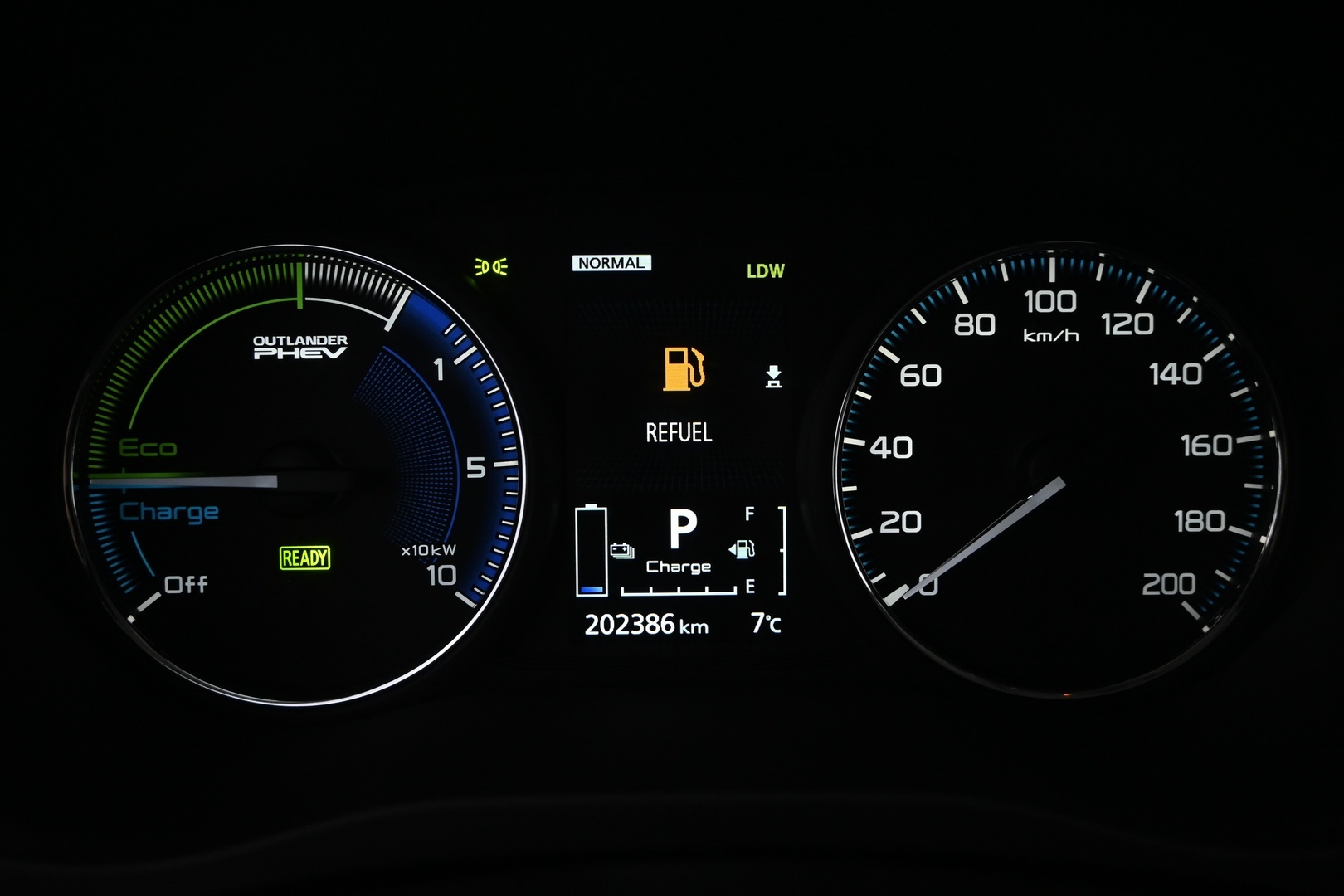 MITSUBISHI Outlander 2019