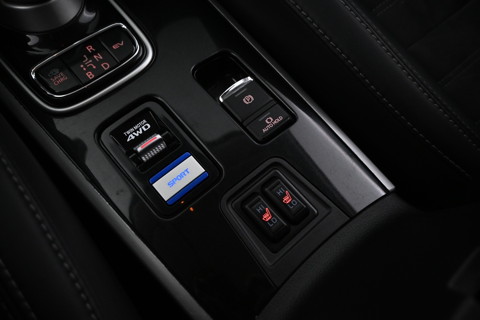 MITSUBISHI Outlander 2019