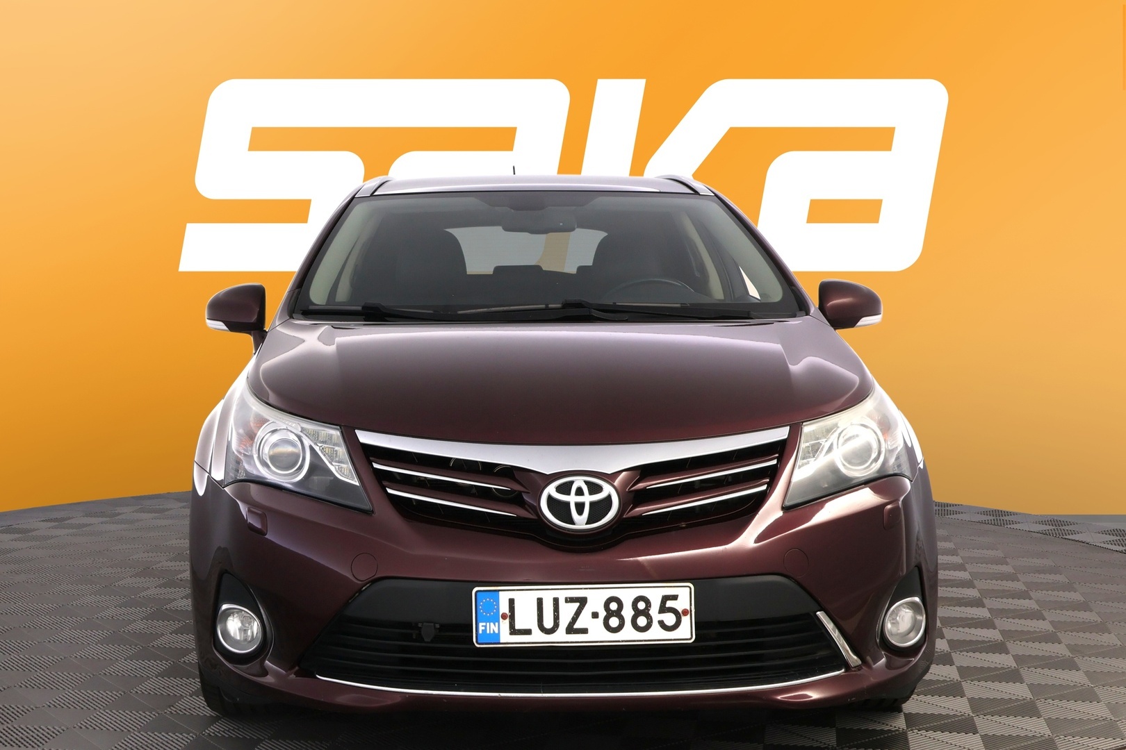 TOYOTA Avensis 2013