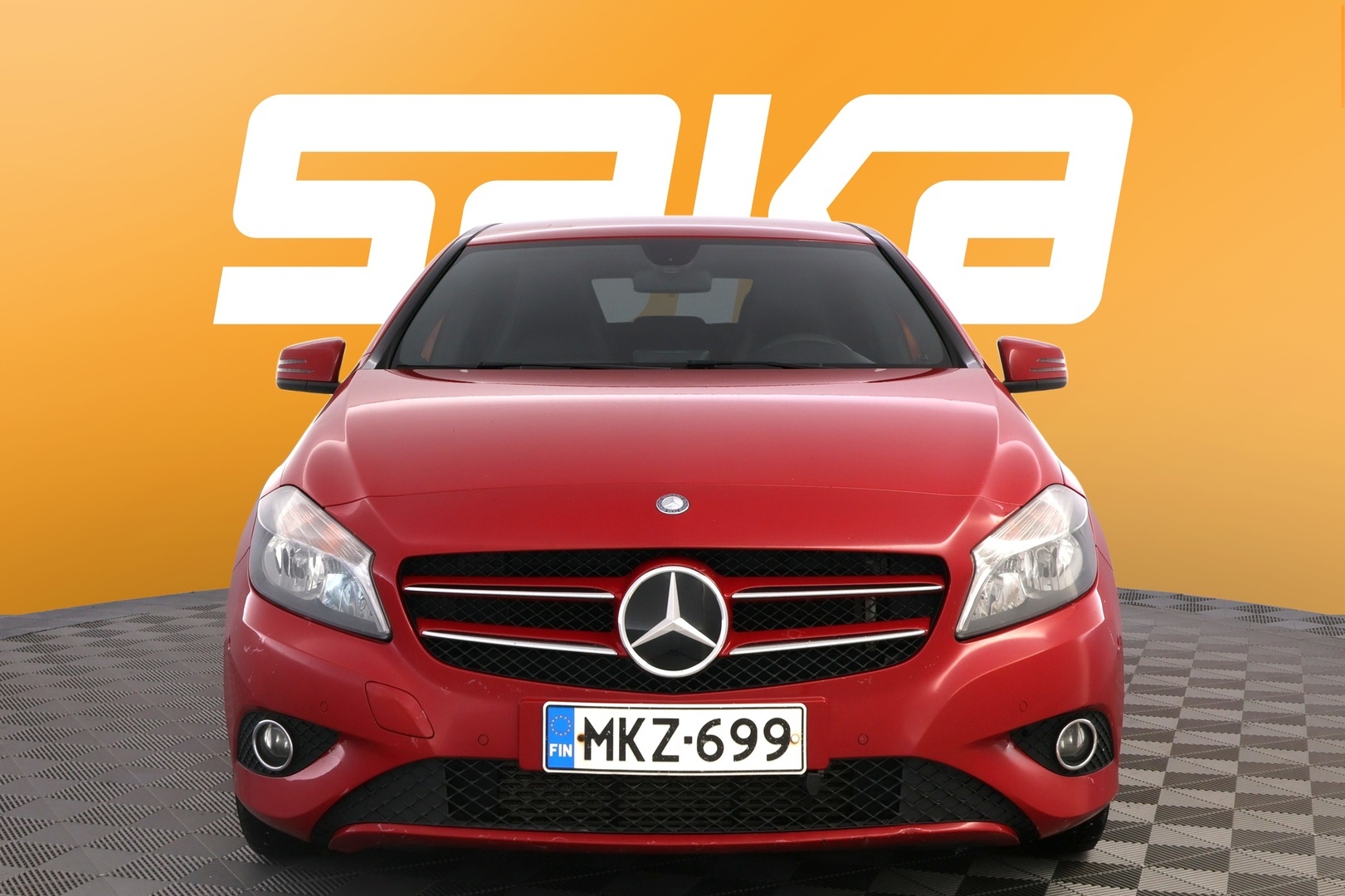 MERCEDES-BENZ A 2013