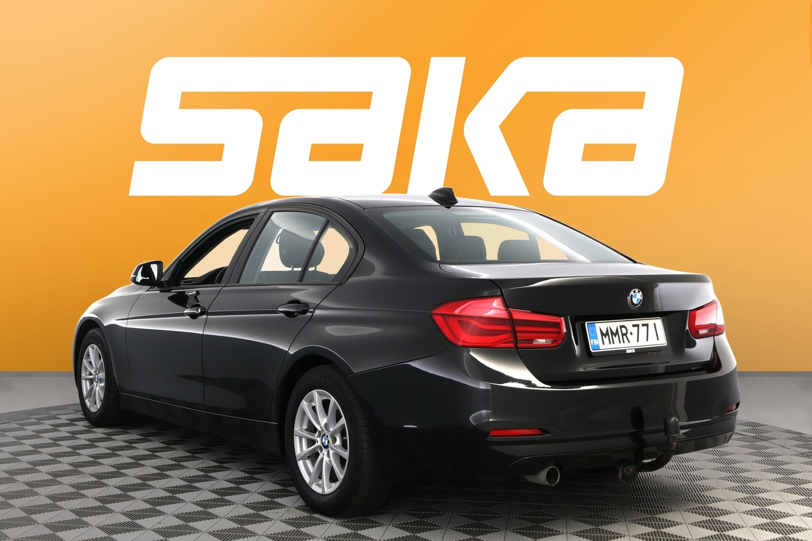 BMW 318 2016