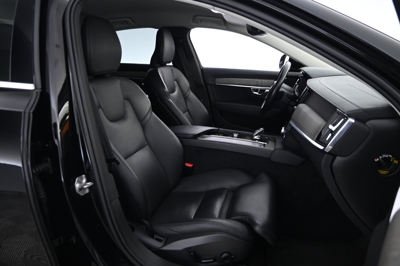 VOLVO S90 2021