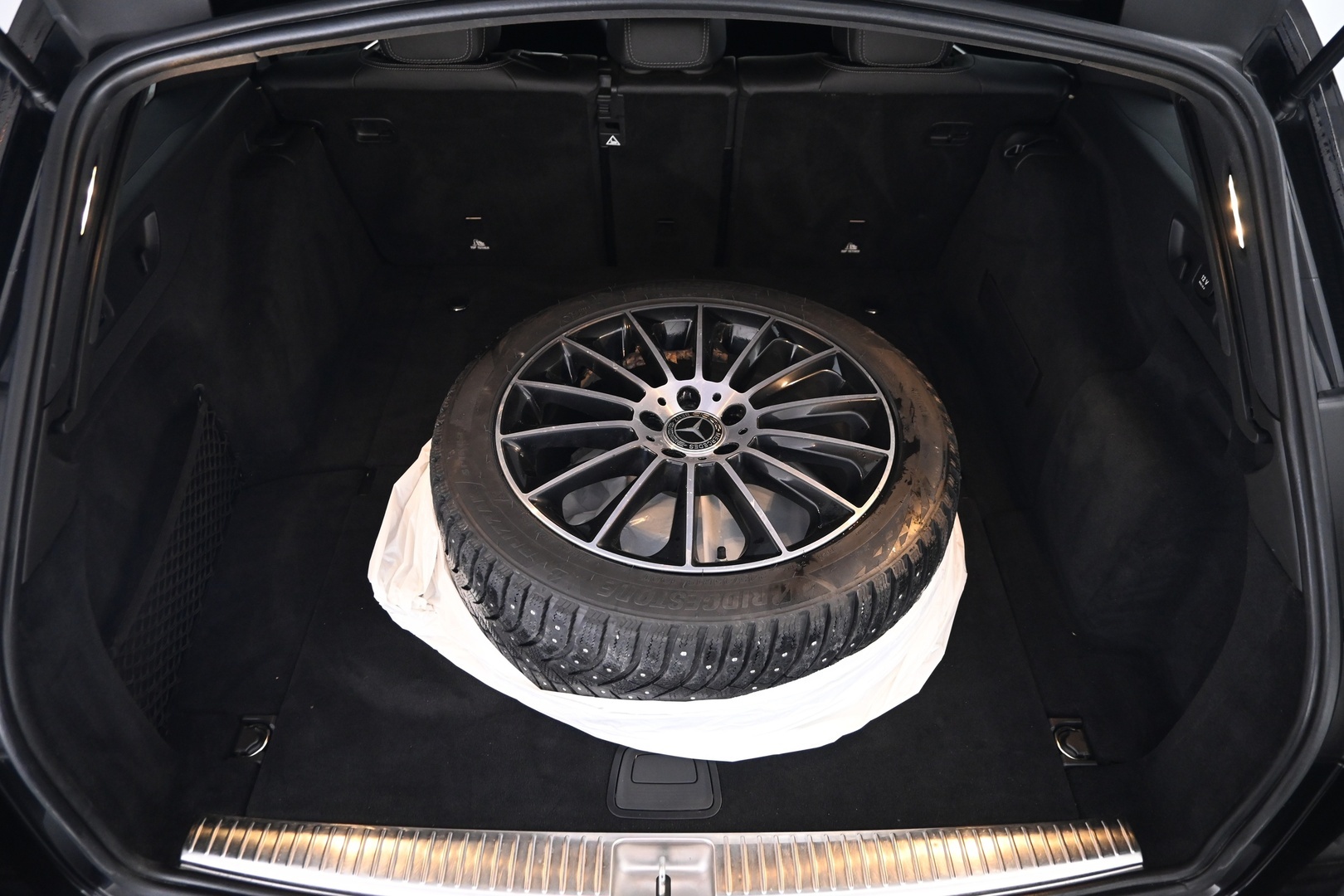 MERCEDES-BENZ E 2019