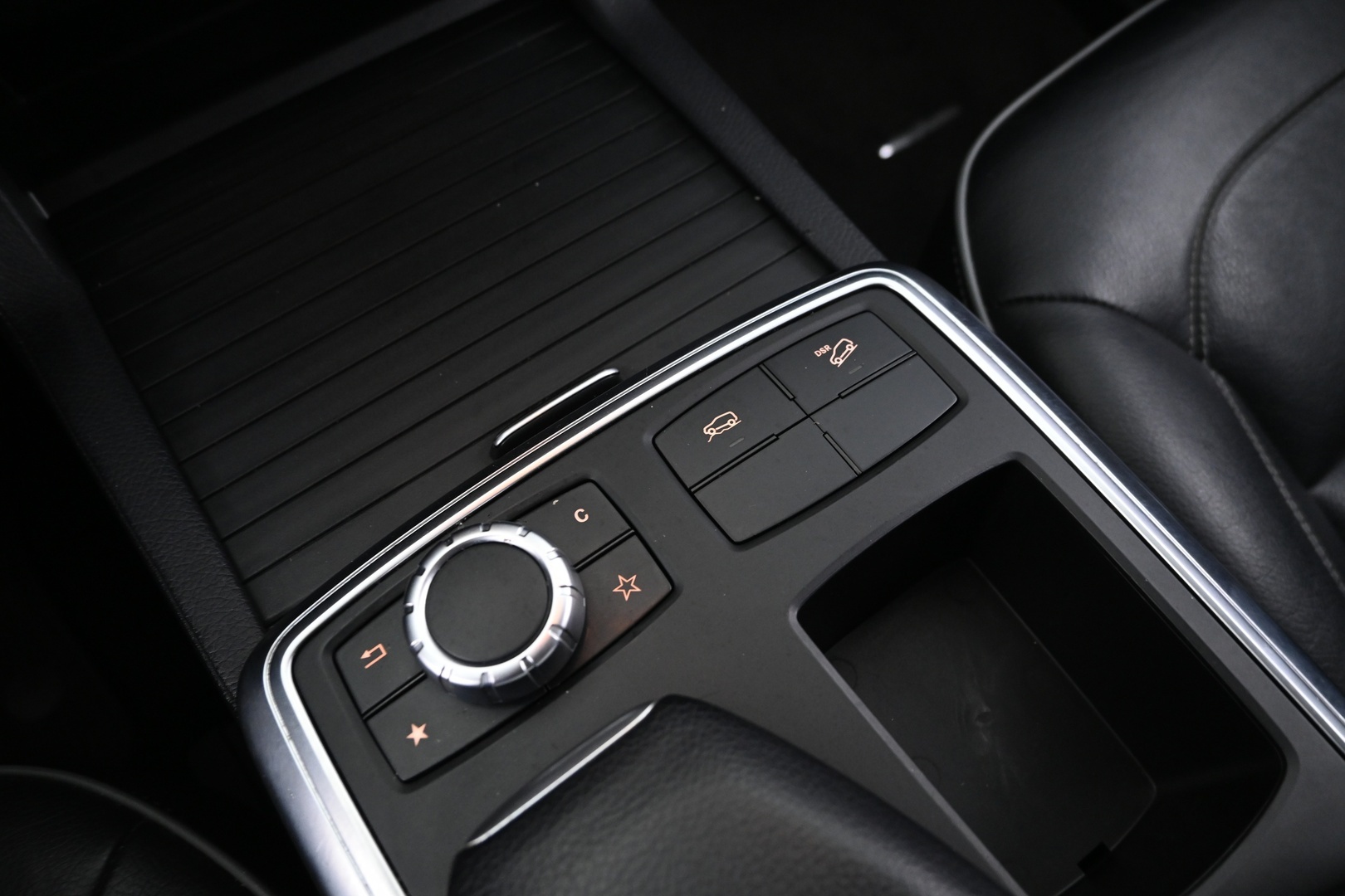 MERCEDES-BENZ ML 2011