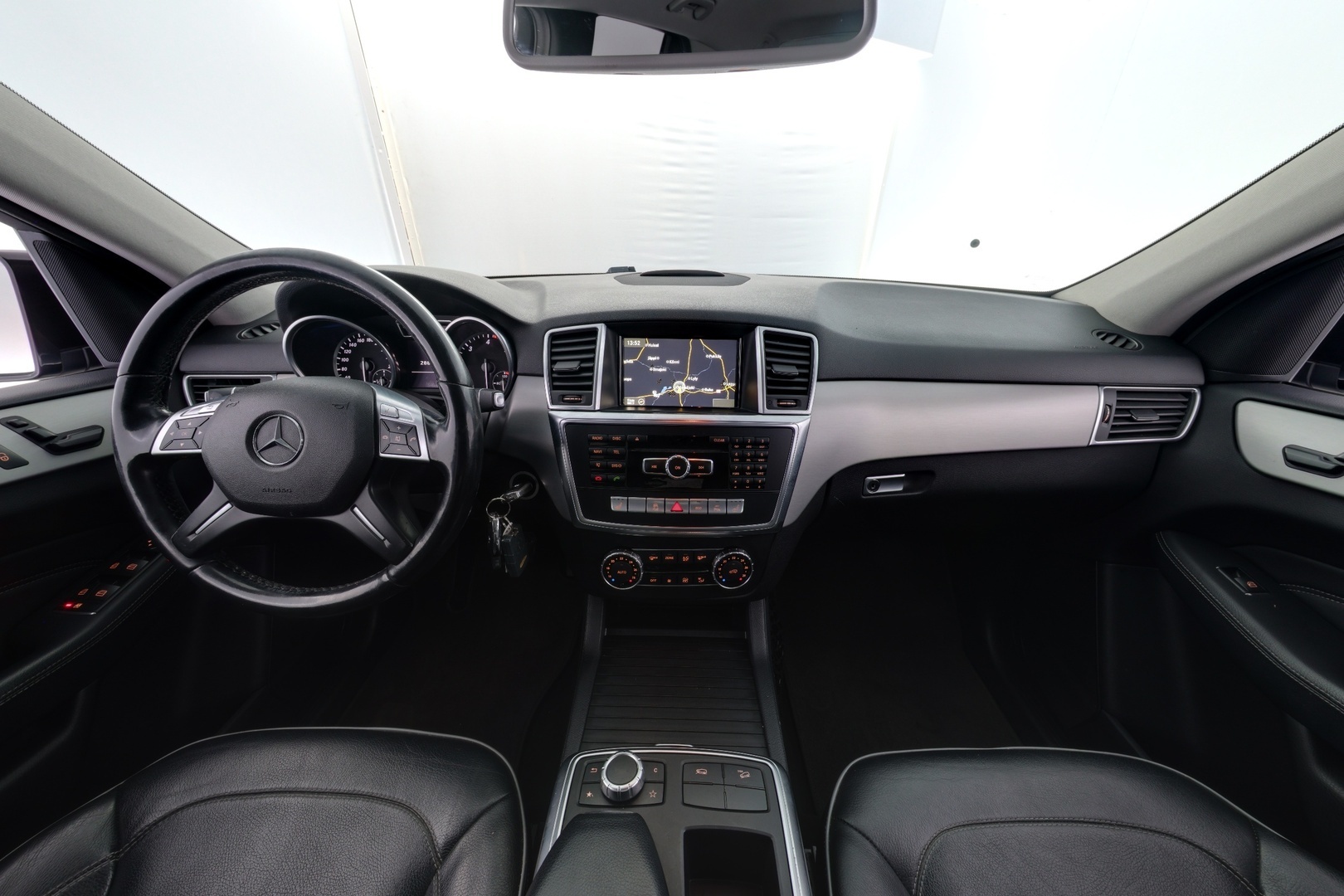 MERCEDES-BENZ ML 2011