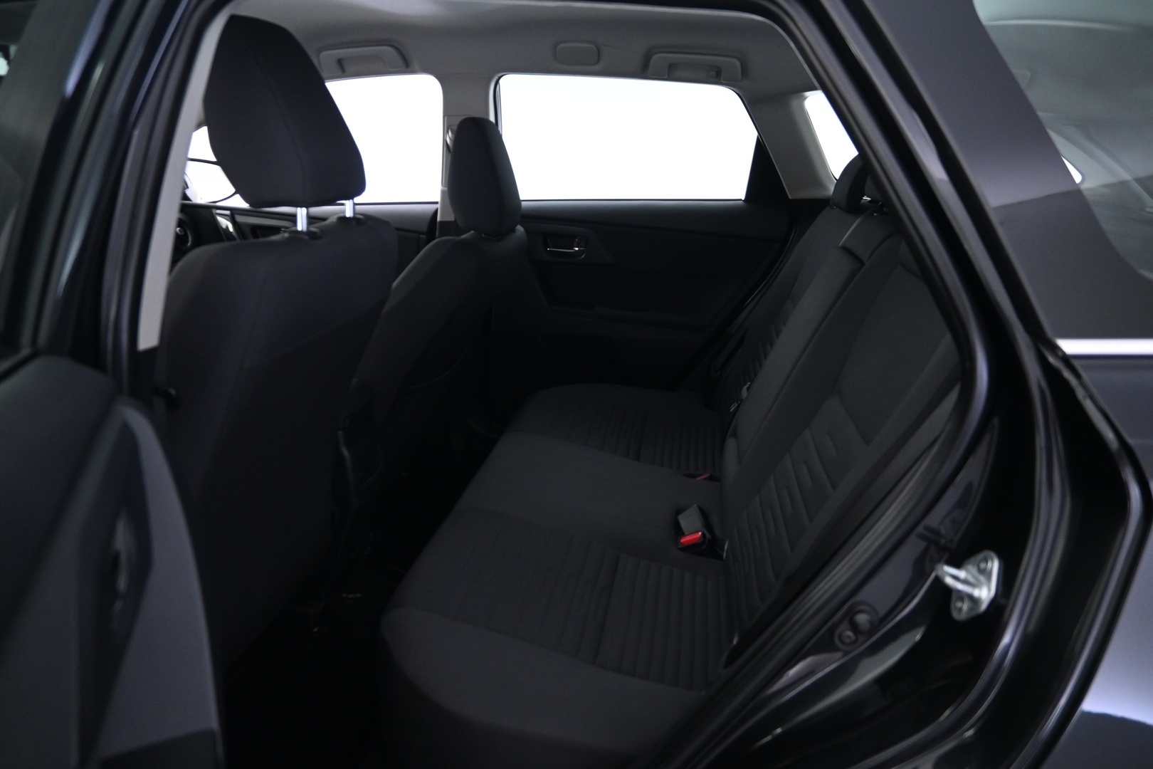 TOYOTA Auris 2016