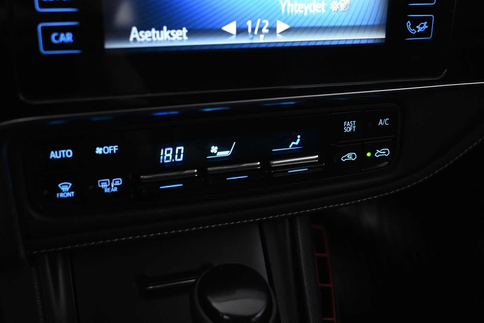 TOYOTA Auris 2016