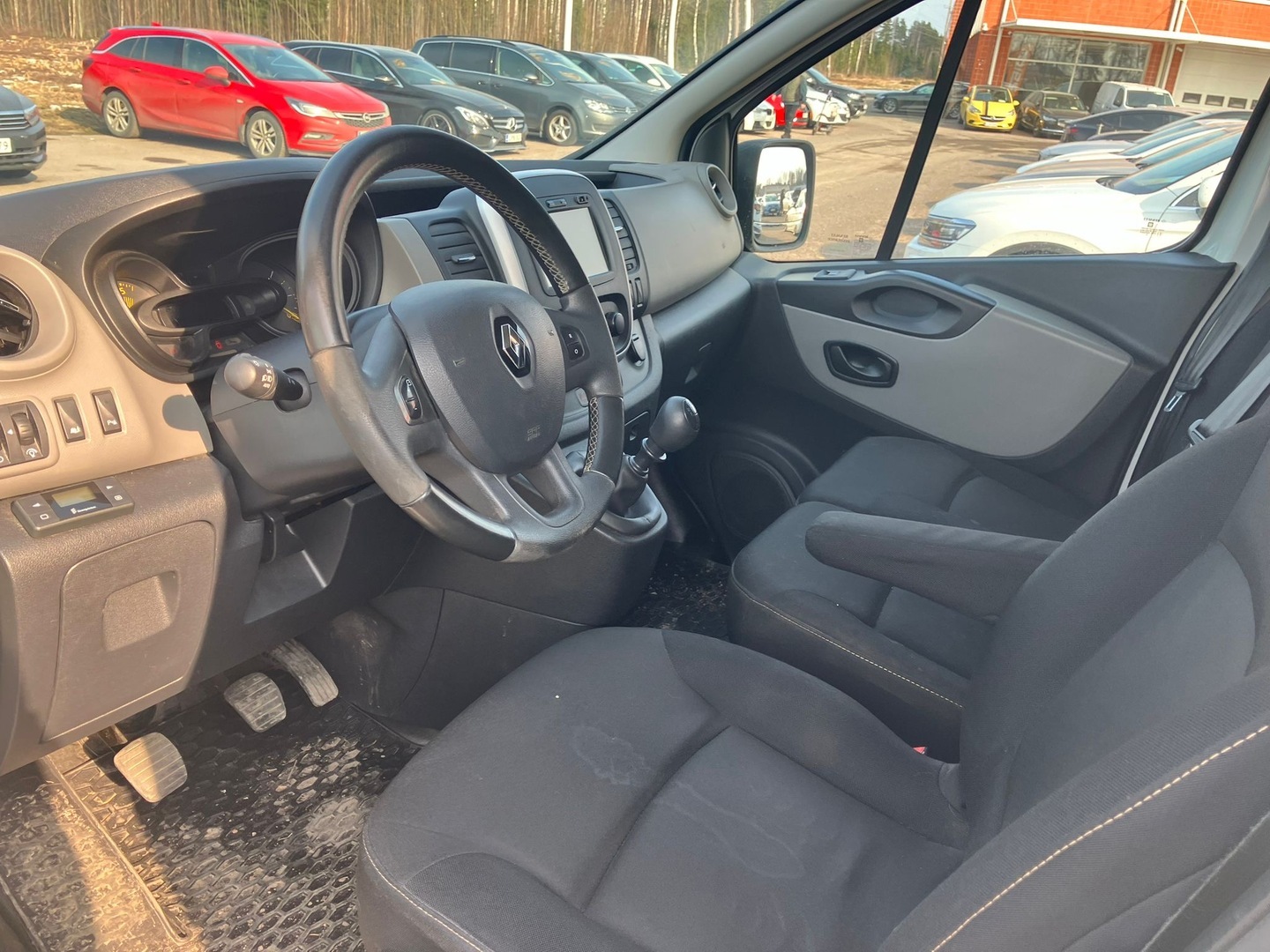 RENAULT Trafic 2015