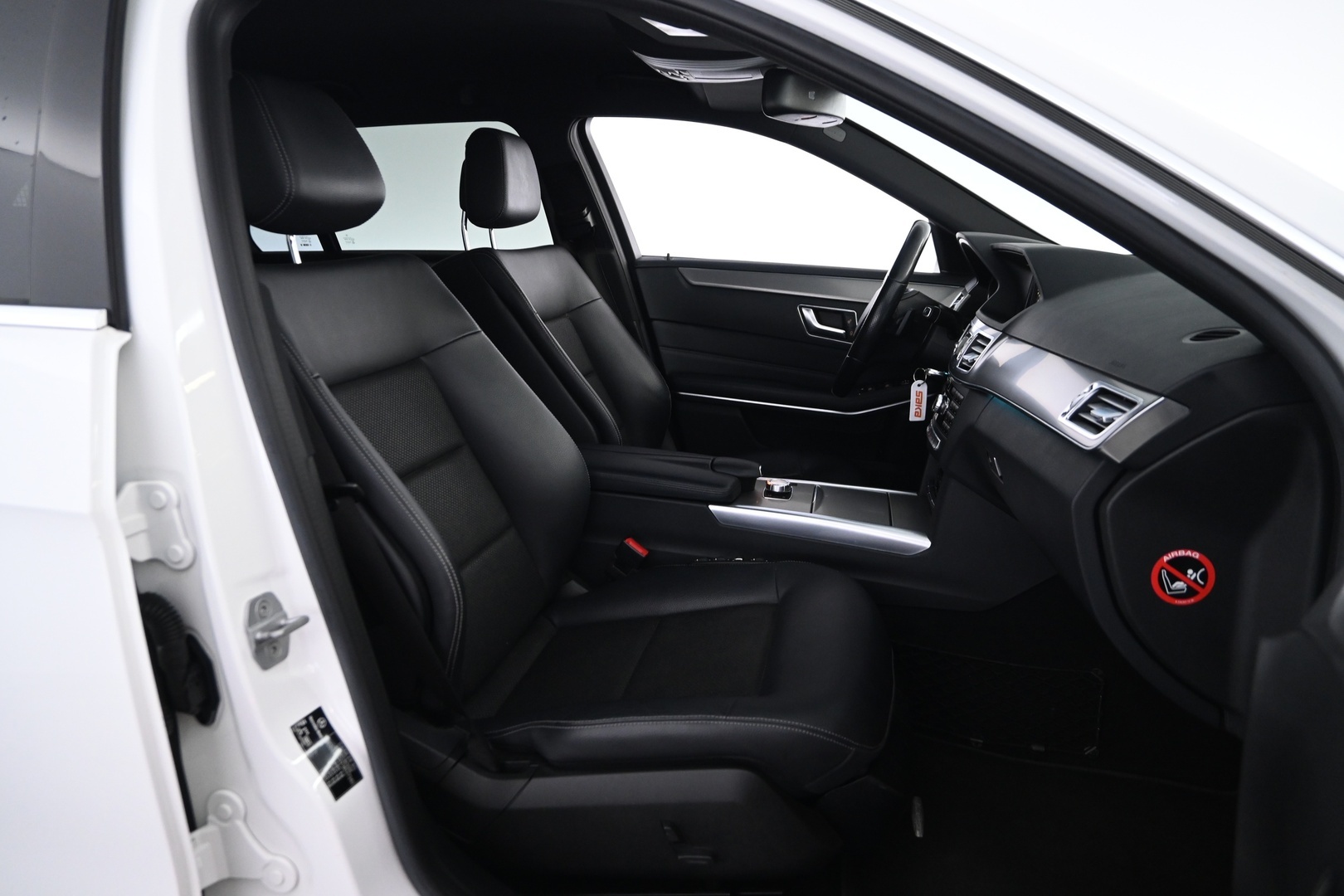 MERCEDES-BENZ E 2014