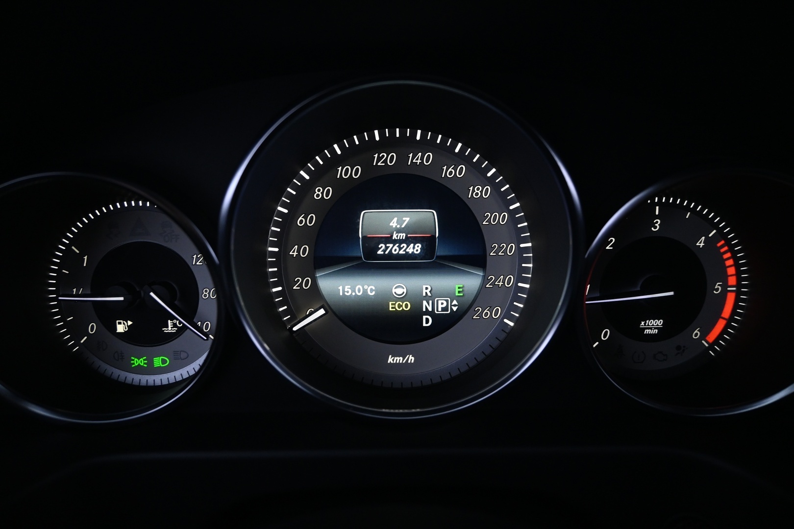 MERCEDES-BENZ E 2014