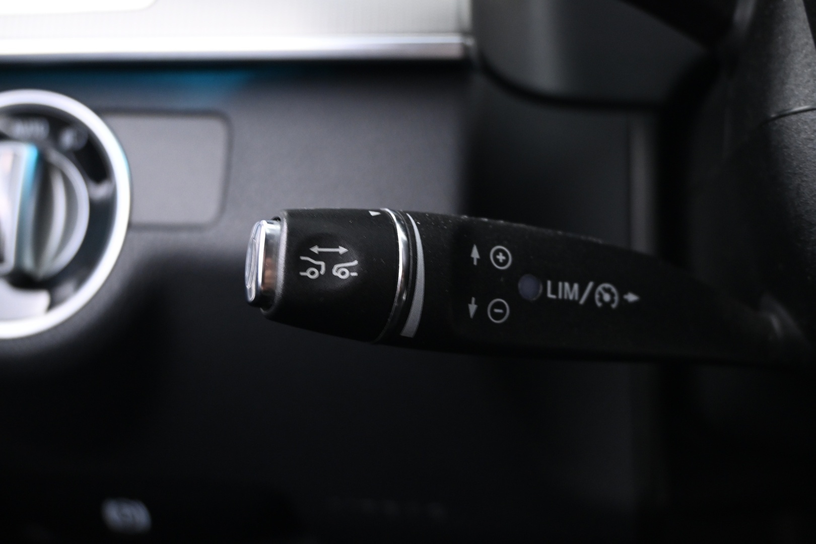 MERCEDES-BENZ E 2014