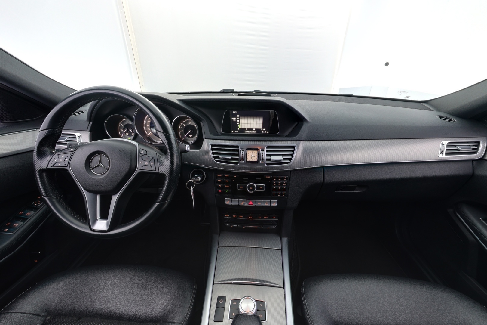 MERCEDES-BENZ E 2014