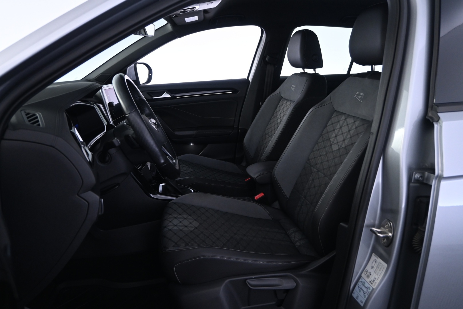 VOLKSWAGEN T-Roc 2023
